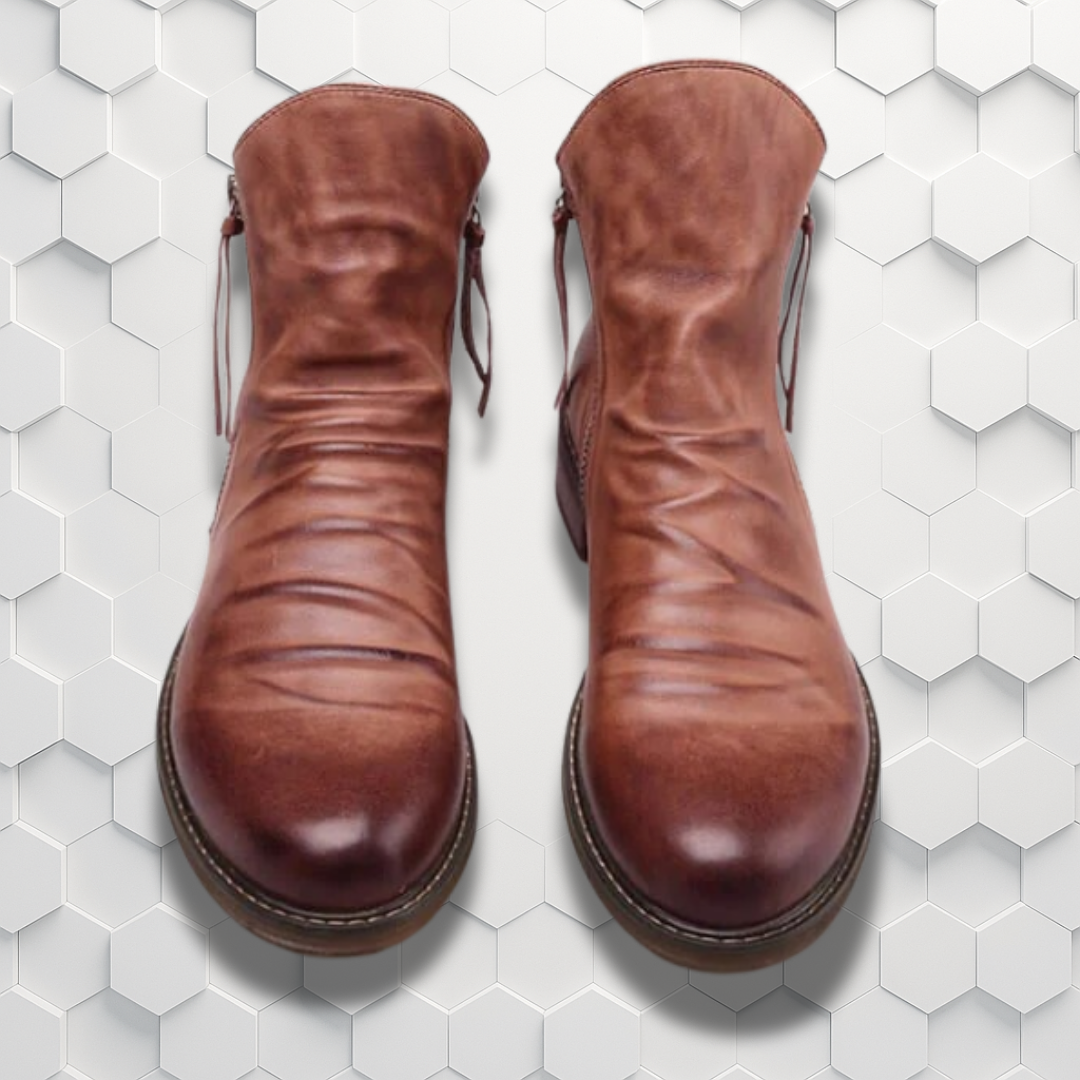 Men's leather boots for casual occasions