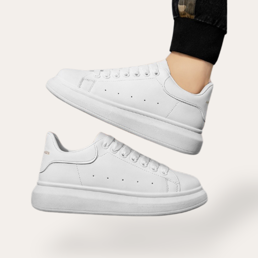 Loravelle - Men's Sneakers - Style and Comfort