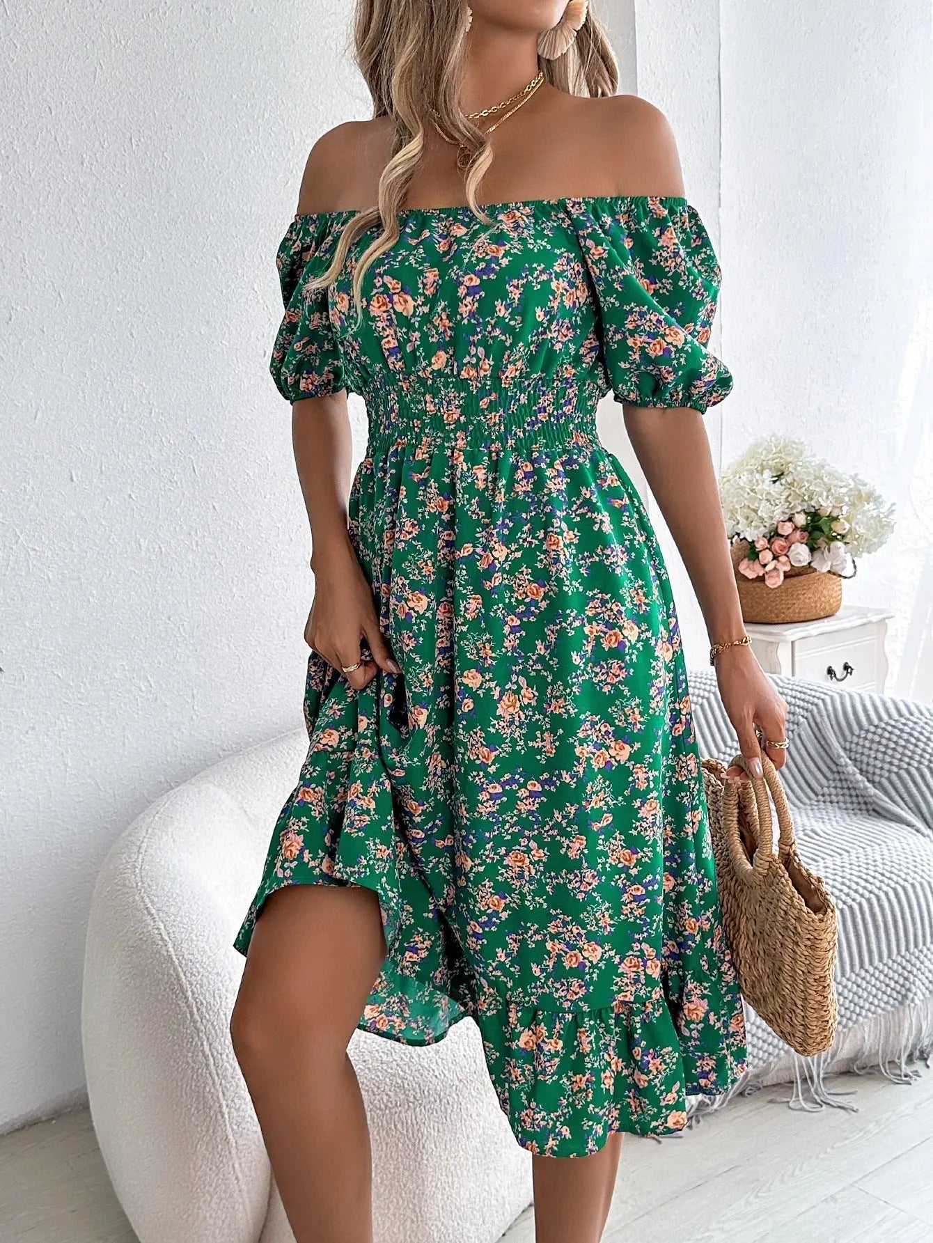 Party dress with square neckline and high waist