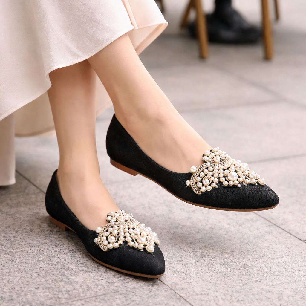 Women's ballet socks | Pearl detail, elegant slip-on comfort