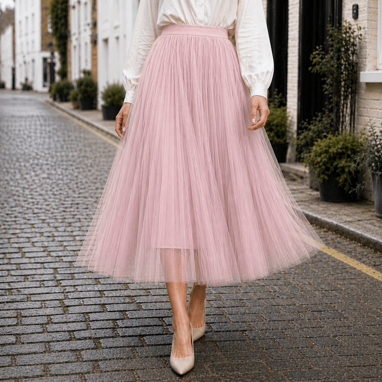 High-waisted midi skirt | Stylish design | Comfortable fit