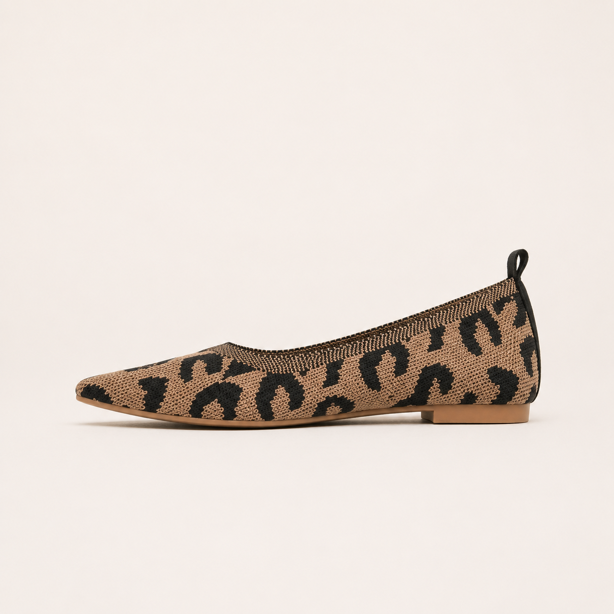 Women's ballet slippers lightweight with pointed toe slip-on