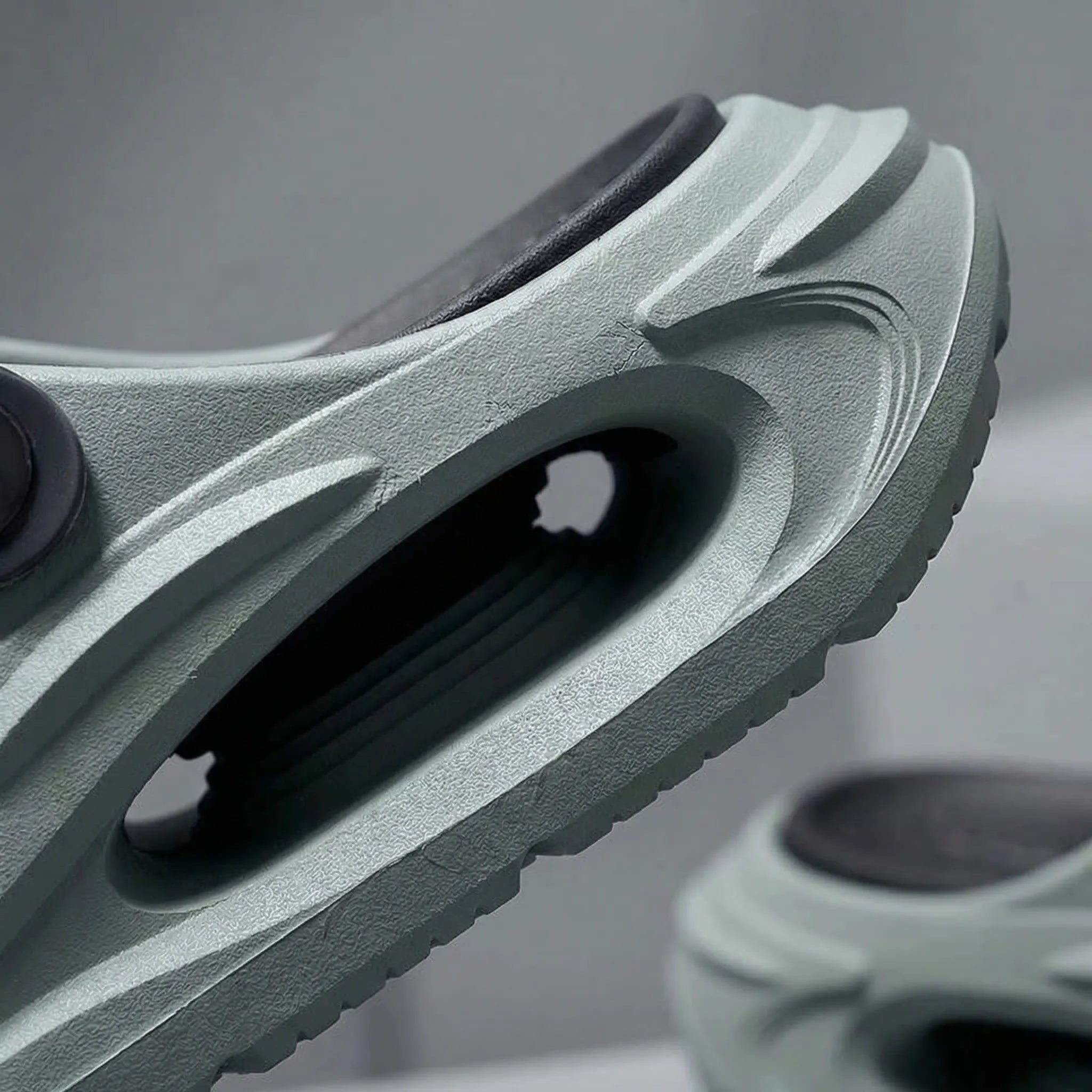 Men's Slippers | Cushioned Sole, Adjustable Strap