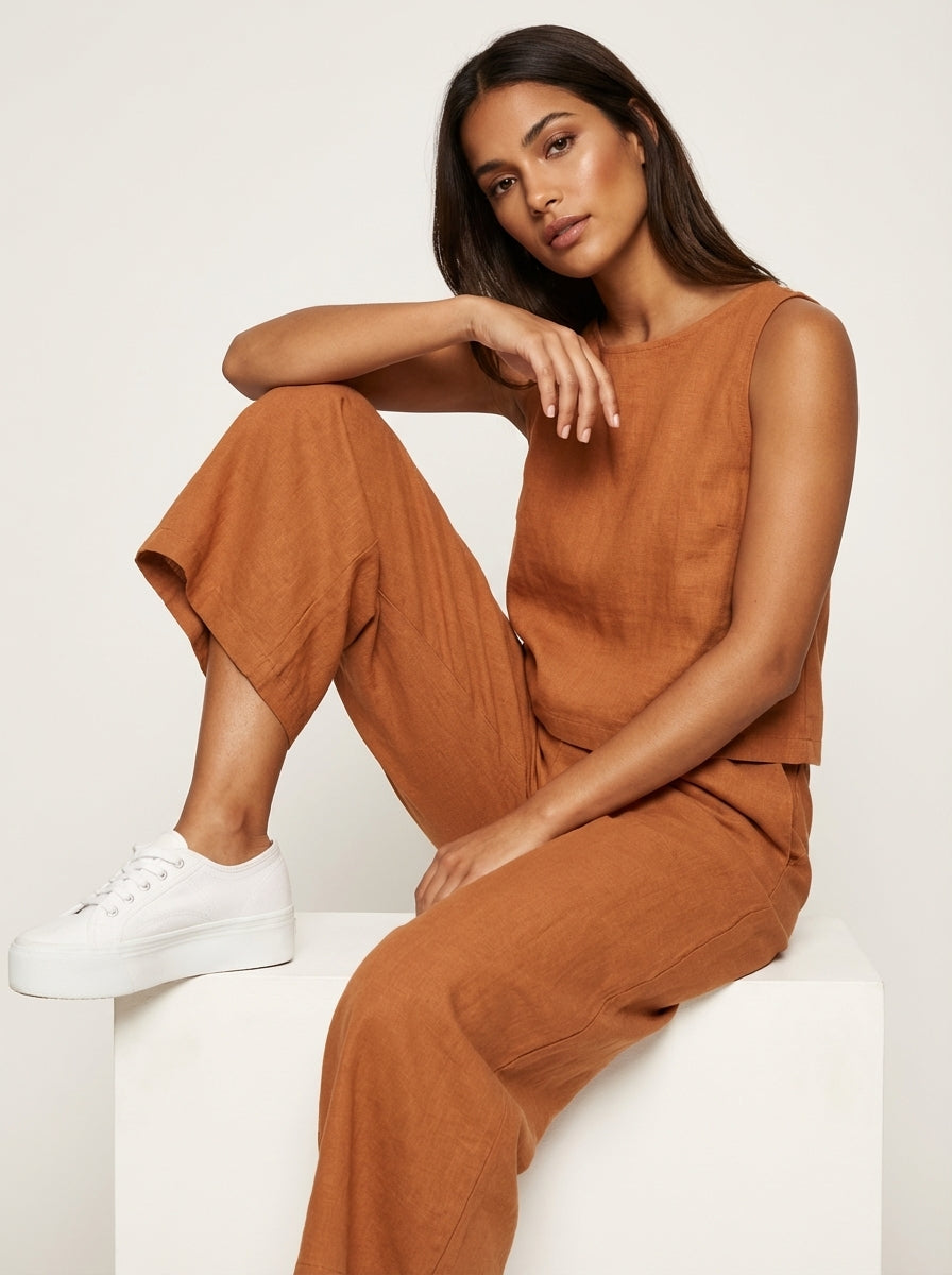 Women's linen set – Sleeveless top and wide-leg pants made from breathable linen