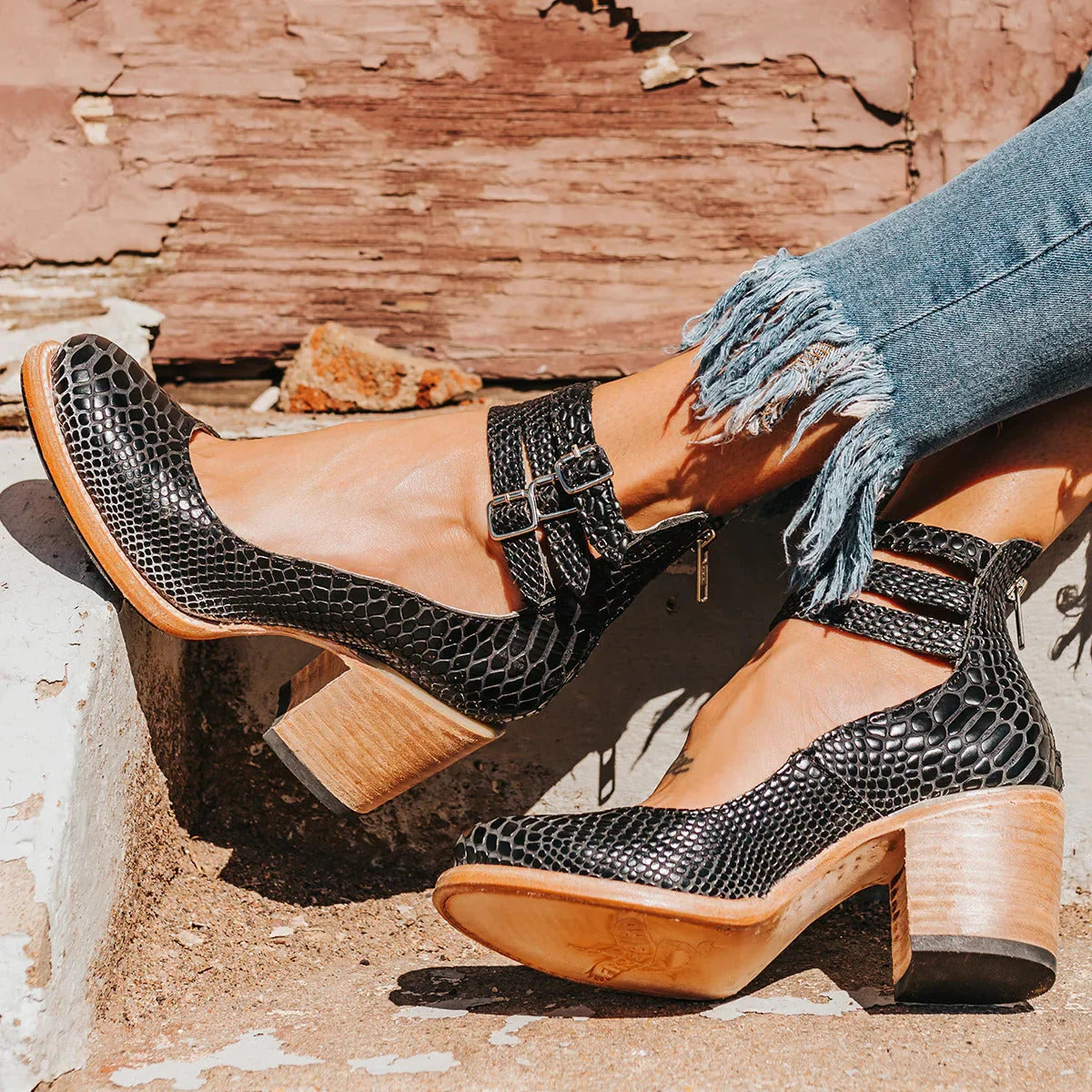 Fashion Shoe - Leather - Ankle Strap