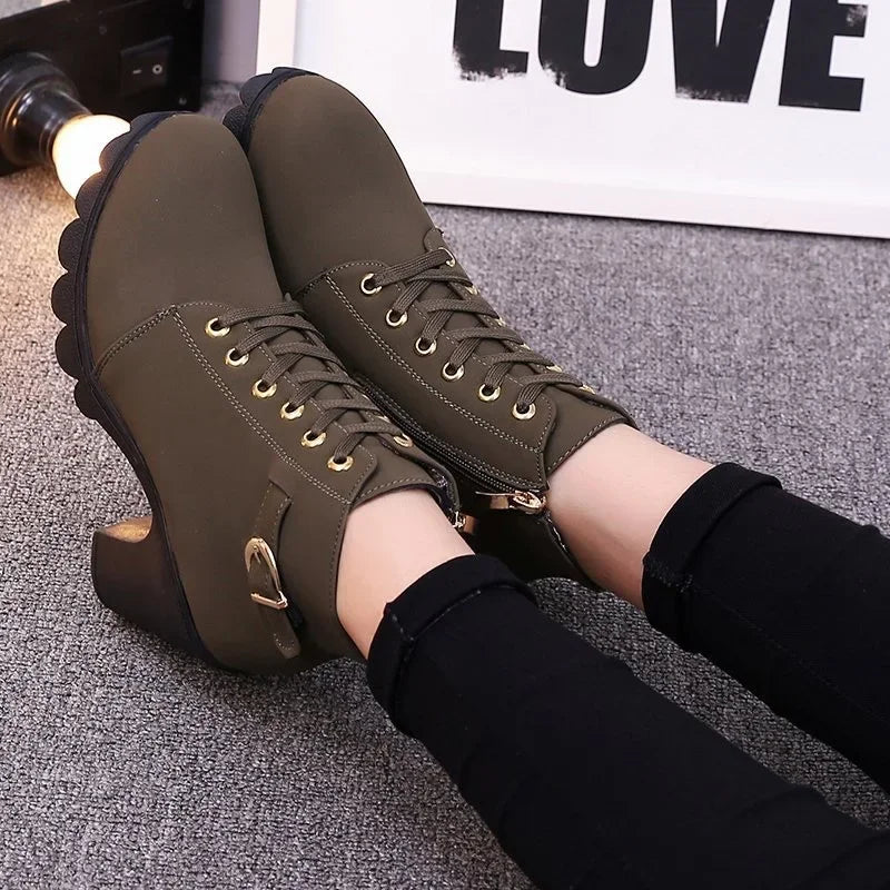 Leather ankle boots for women | Thick heel, lace-up | Comfortable
