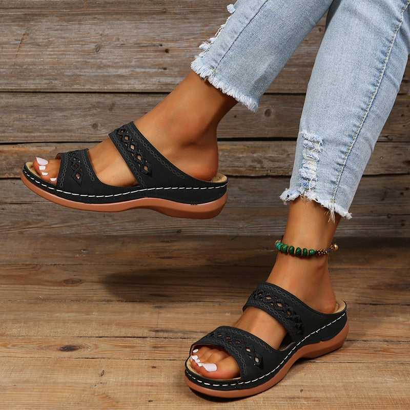 Orthopedic Sandals for Women with Ergonomic Pressure Distribution for Everyday Use