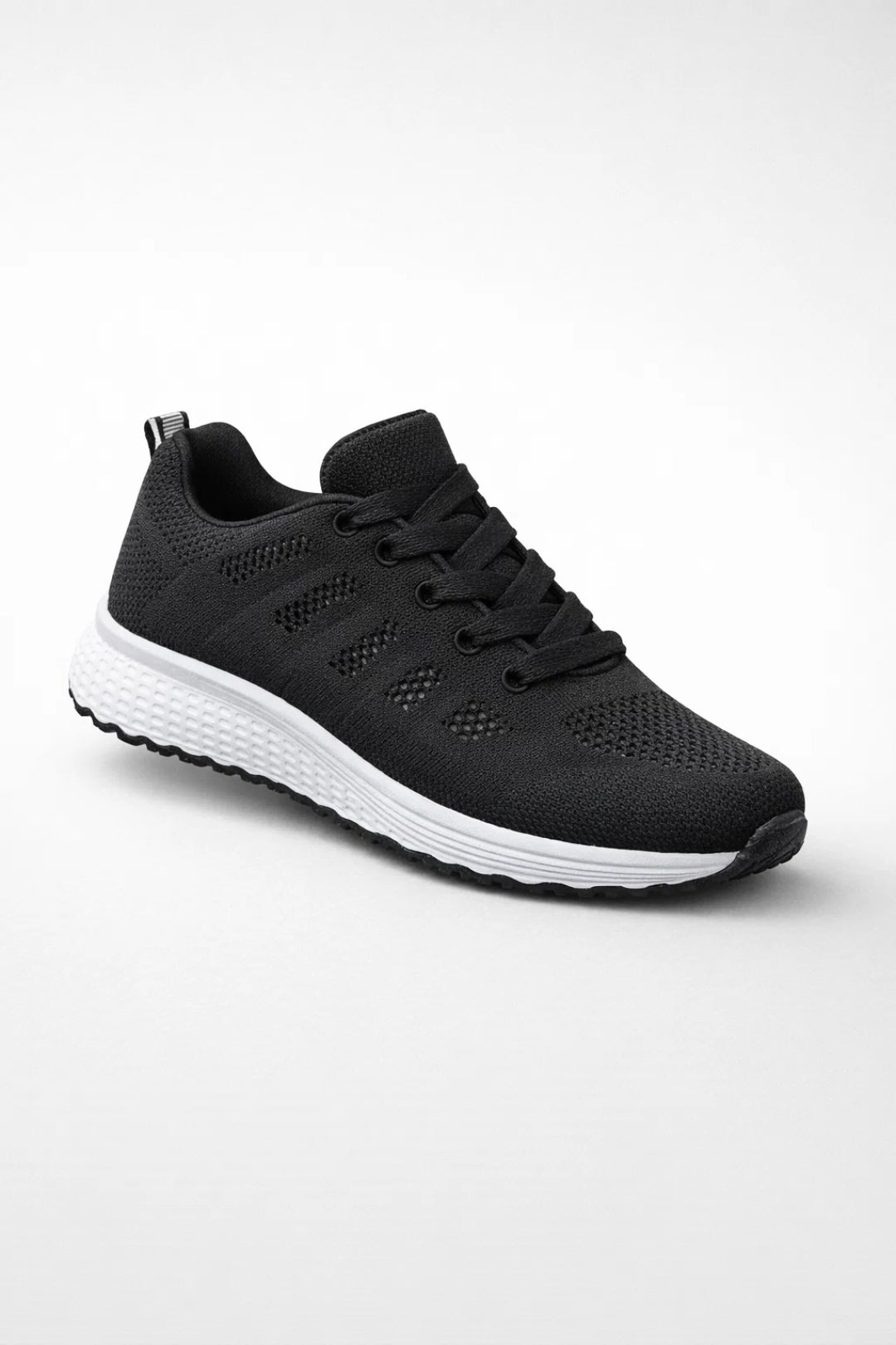 Women's sports sneakers | Lightweight sole, breathable | Comfortable