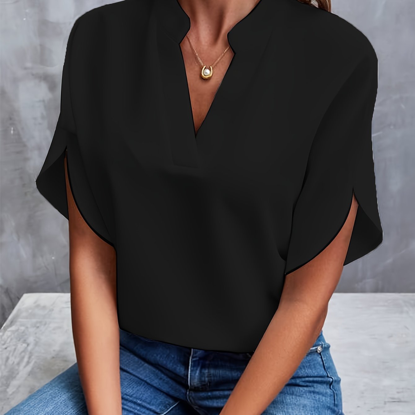 Lina - Stylish lightweight blouse - For all occasions