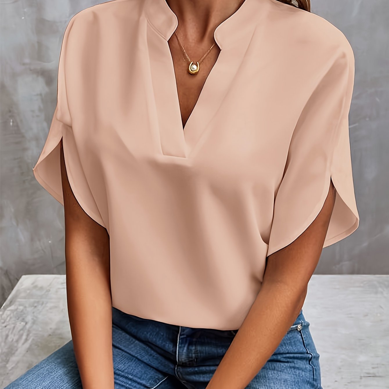 Lina - Stylish lightweight blouse - For all occasions