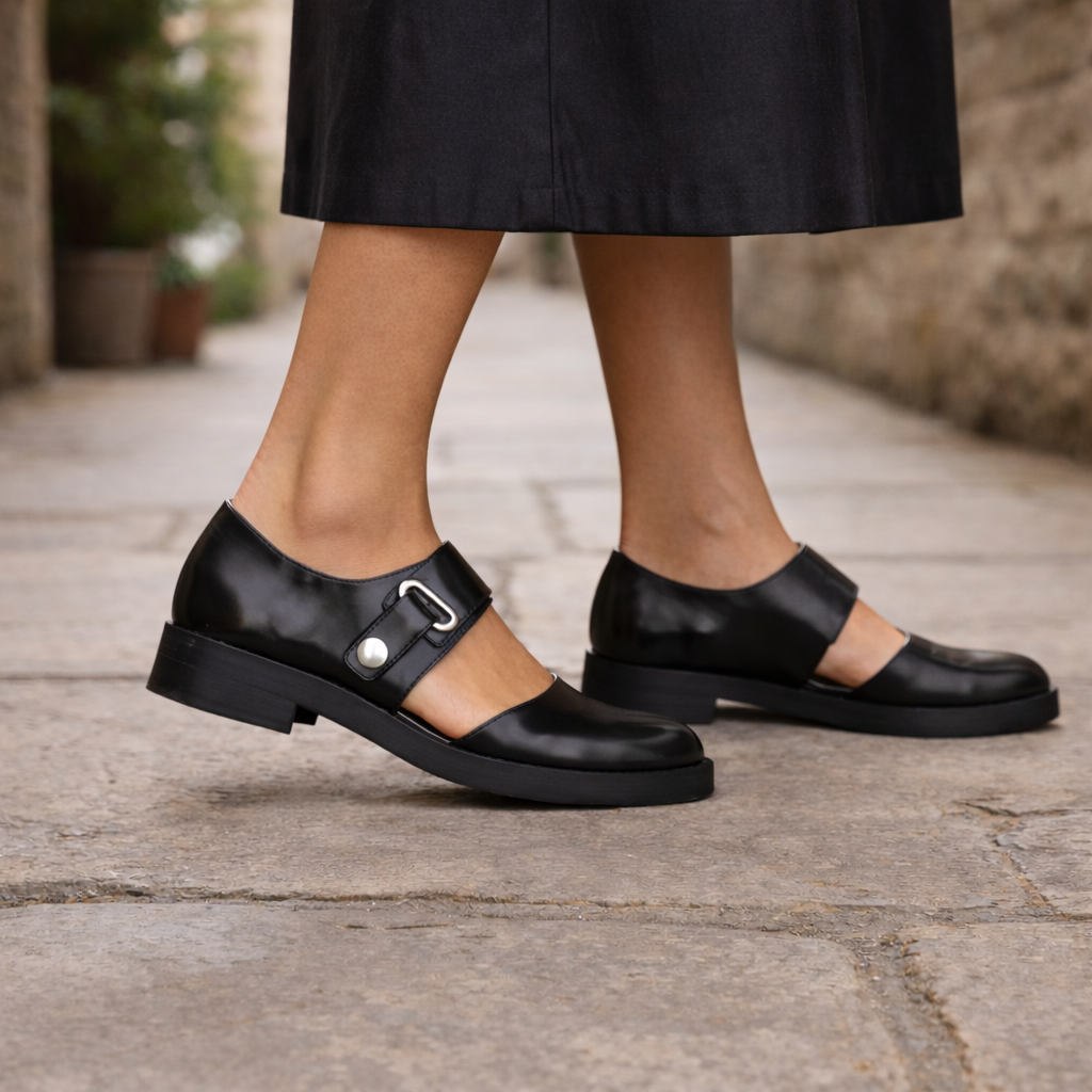Women's Mary Jane shoes | Black leather | Buckle strap, Comfortable fit