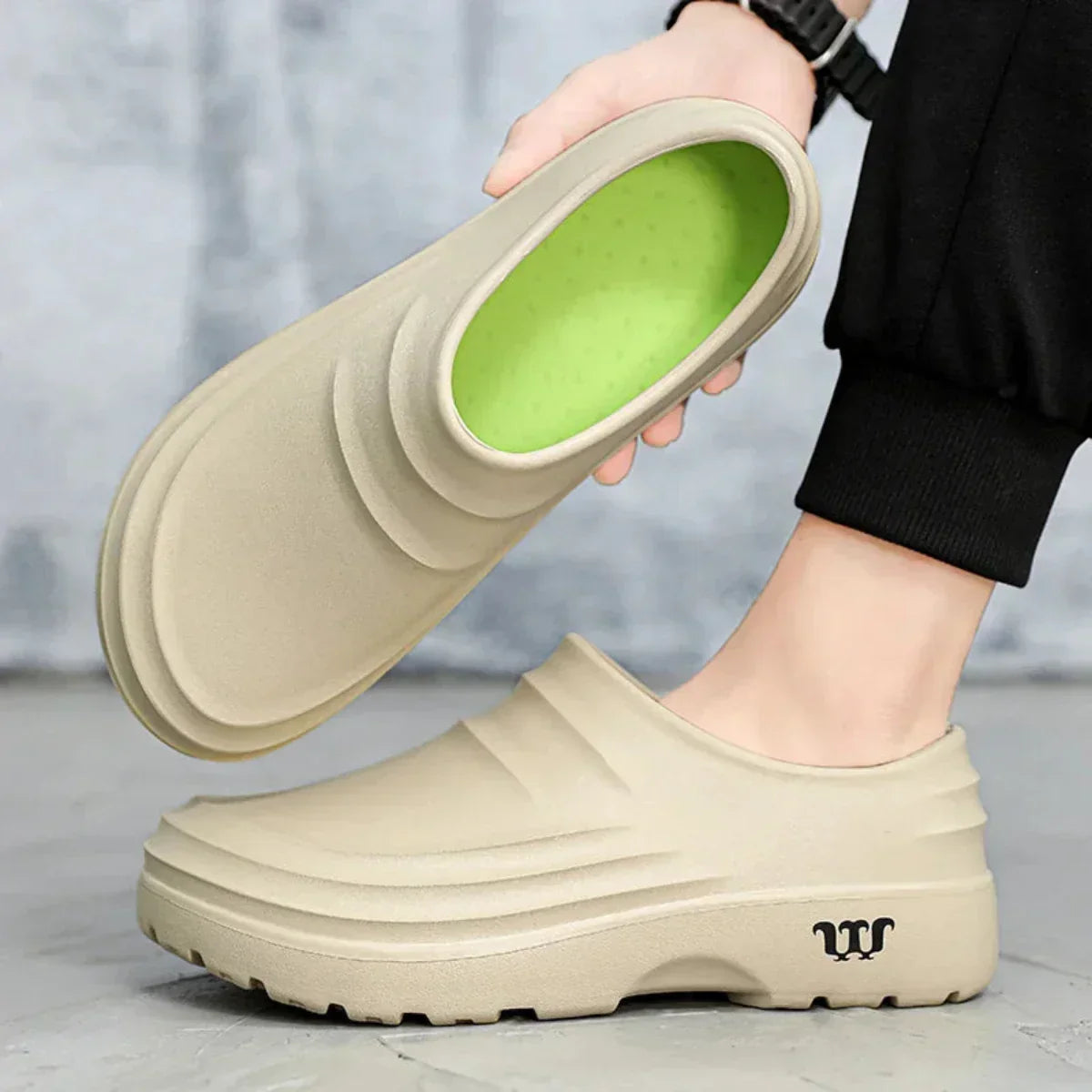 Orthopedic clogs | Waterproof, breathable | Black, Beige