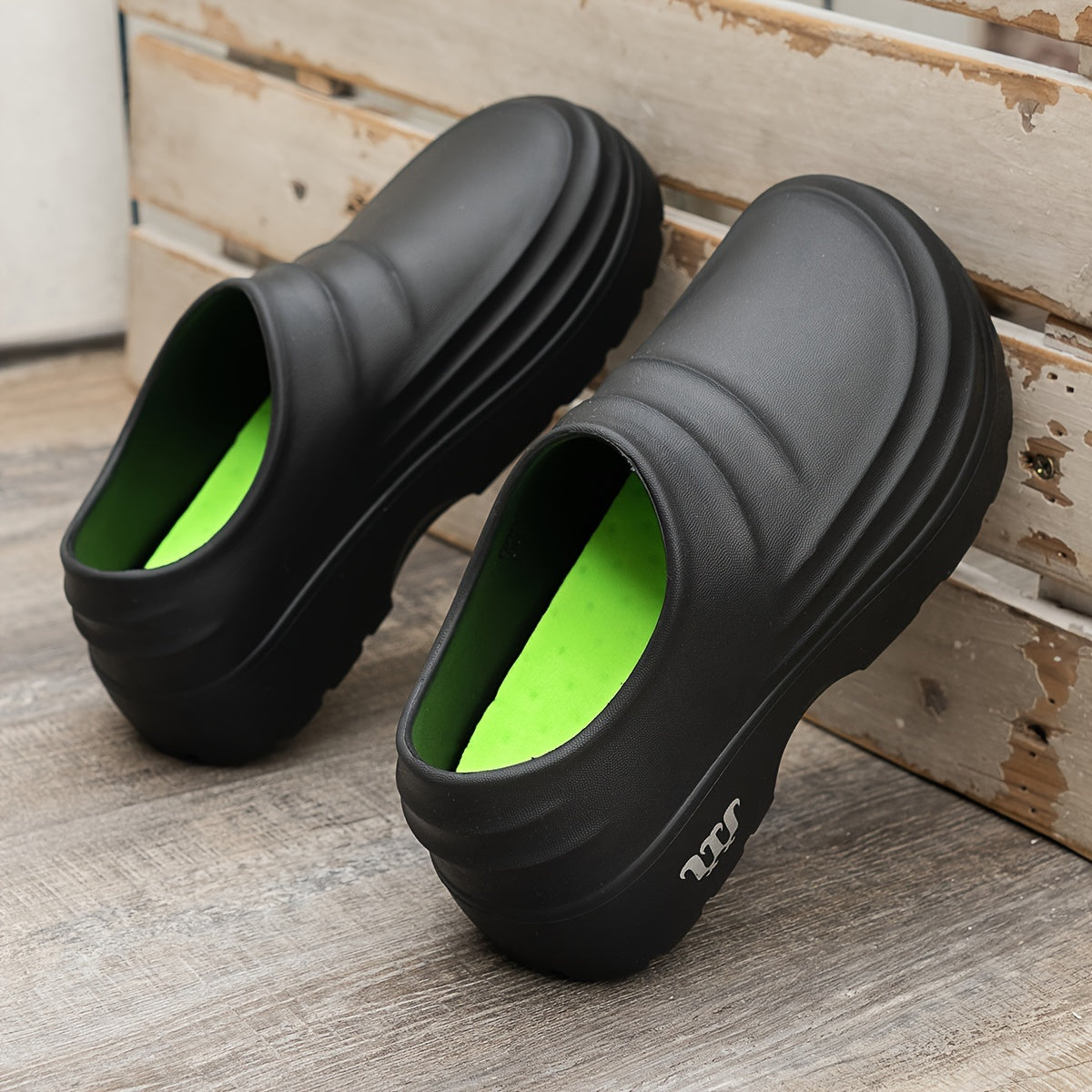 Orthopedic clogs | Waterproof, breathable | Black, Beige