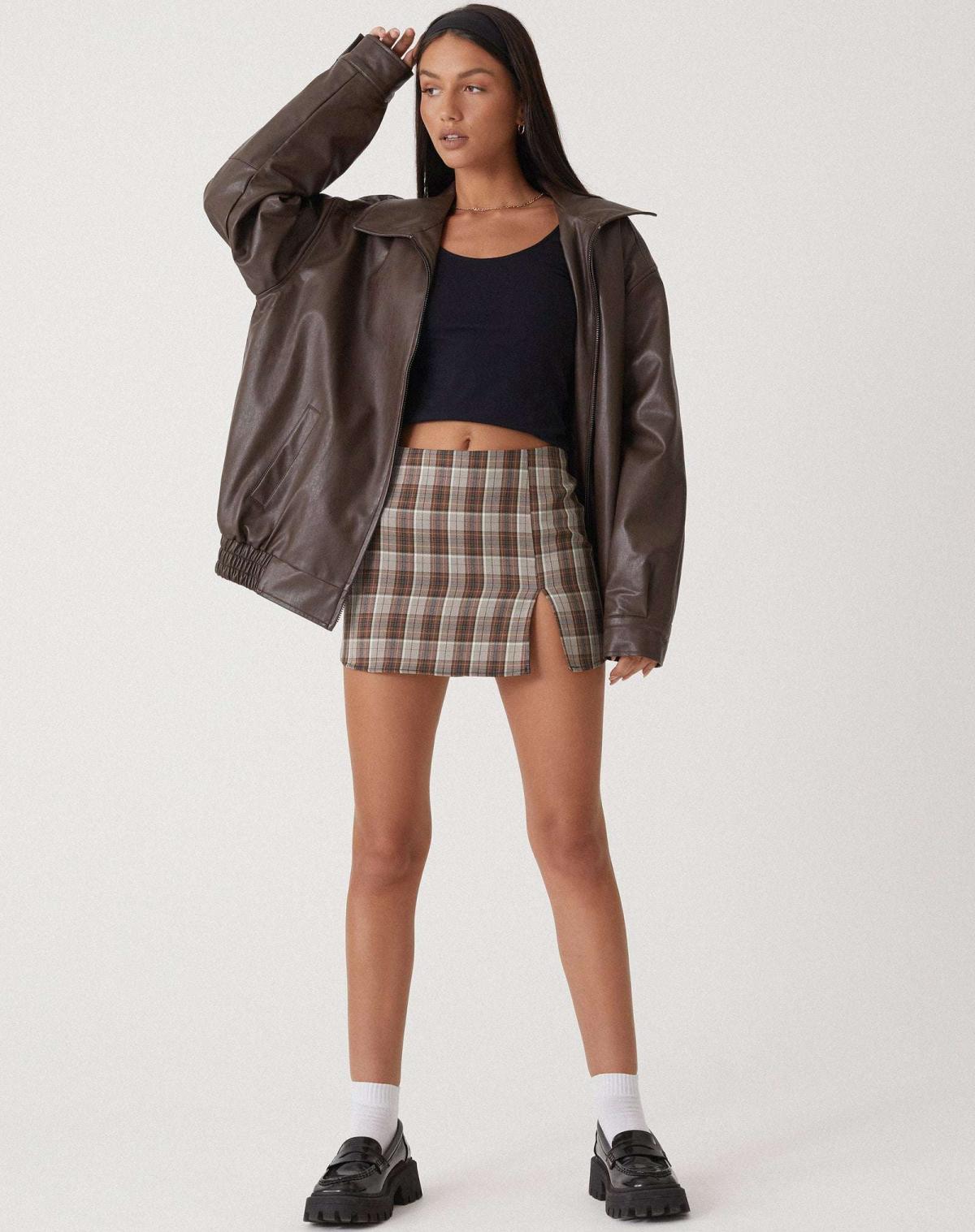 Women's leather jacket – Oversized fit – Hip length – Zipper closure